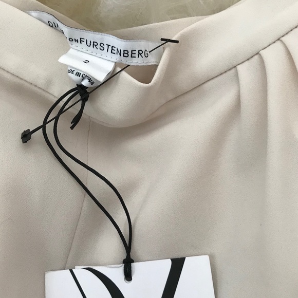 Diane Von Furstenberg Colorblock Pattern Shorts - Picture 4 of 6